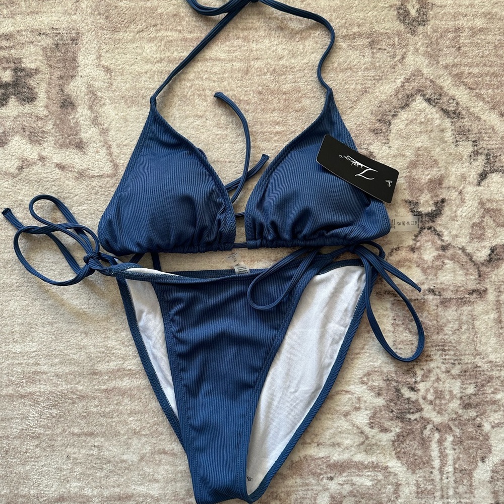 Elegant Deep Blue Bikini Set